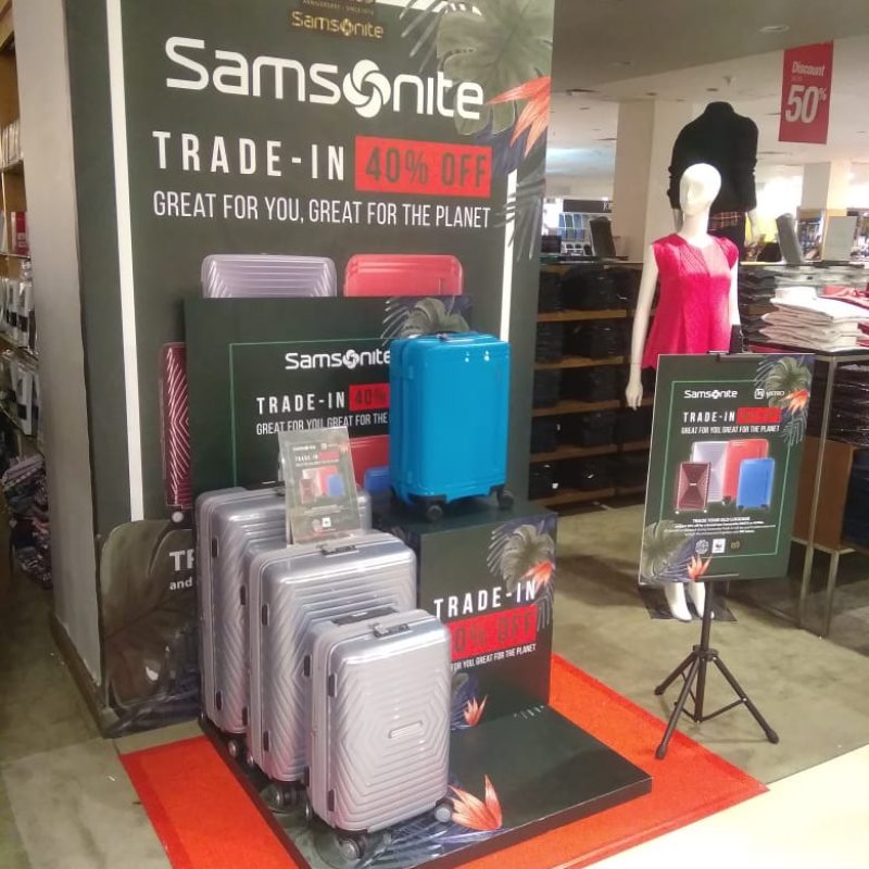 Samsonite Wall Display Trade In Metro PIM